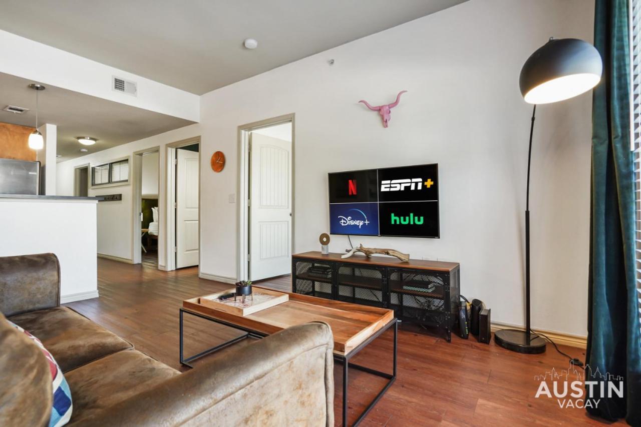 Apartmán Stylish 4Br With Smart Tv And Free Garage Parking Austin Exteriér fotografie