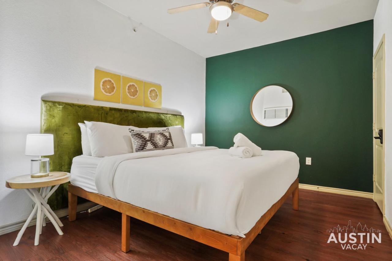 Apartmán Stylish 4Br With Smart Tv And Free Garage Parking Austin Exteriér fotografie